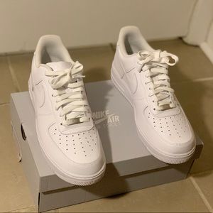 NIKE AIR FORCE 1 ‘07 WHITE